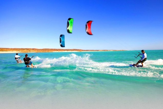 Cours de surf pour débutants à Dakhla